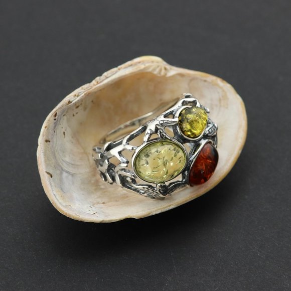 Sterling silver ring with natural Baltic amber, gemstone ring, genuine amber - Picture 4 of 16